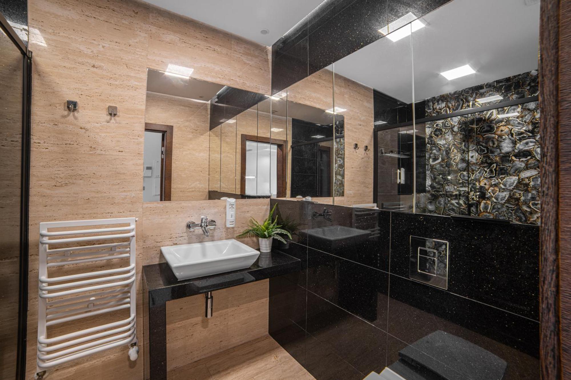 Apartament Amber Centrum Z Basenem Apartman Gdańsk Kültér fotó