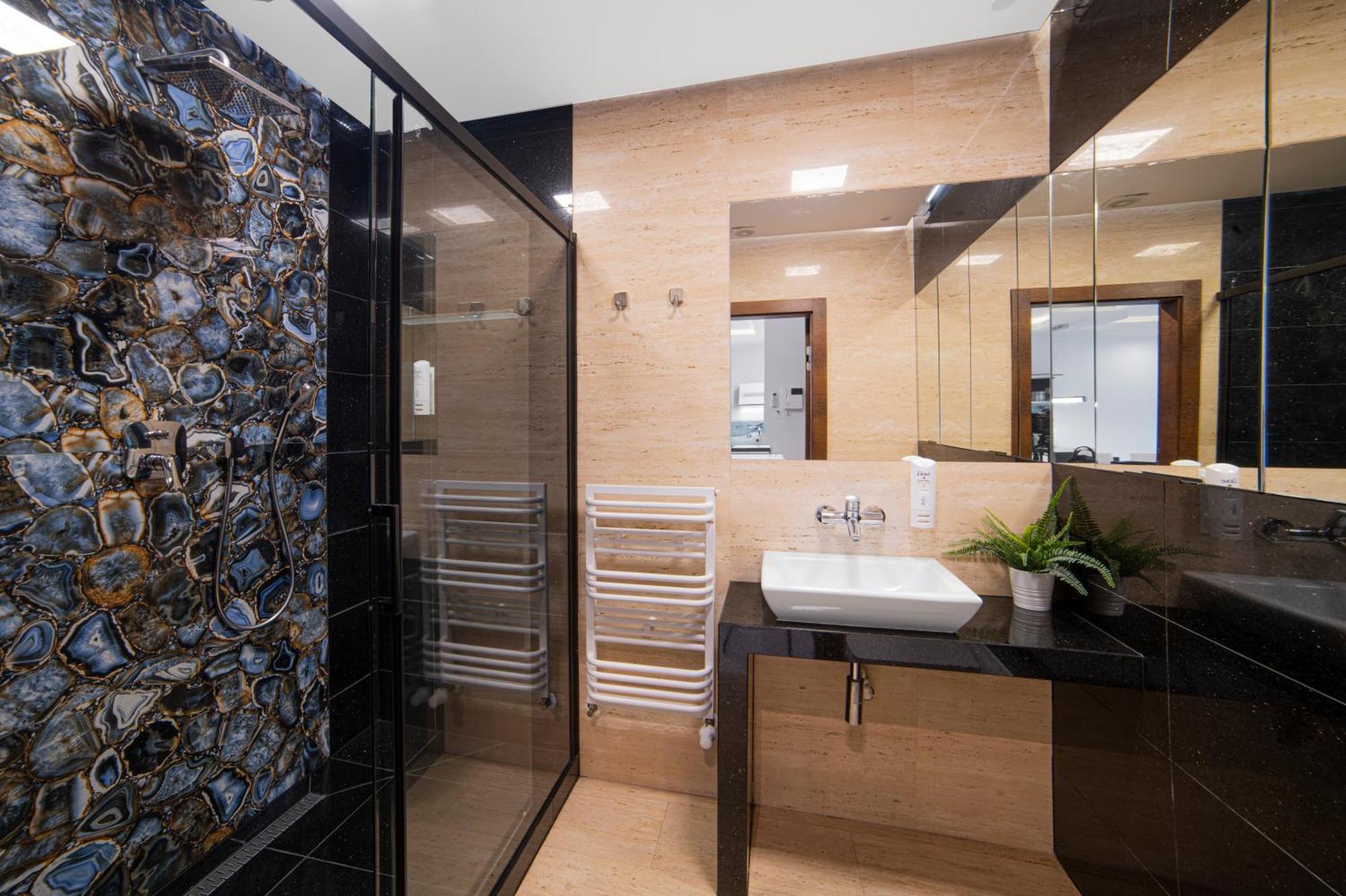 Apartament Amber Centrum Z Basenem Apartman Gdańsk Kültér fotó