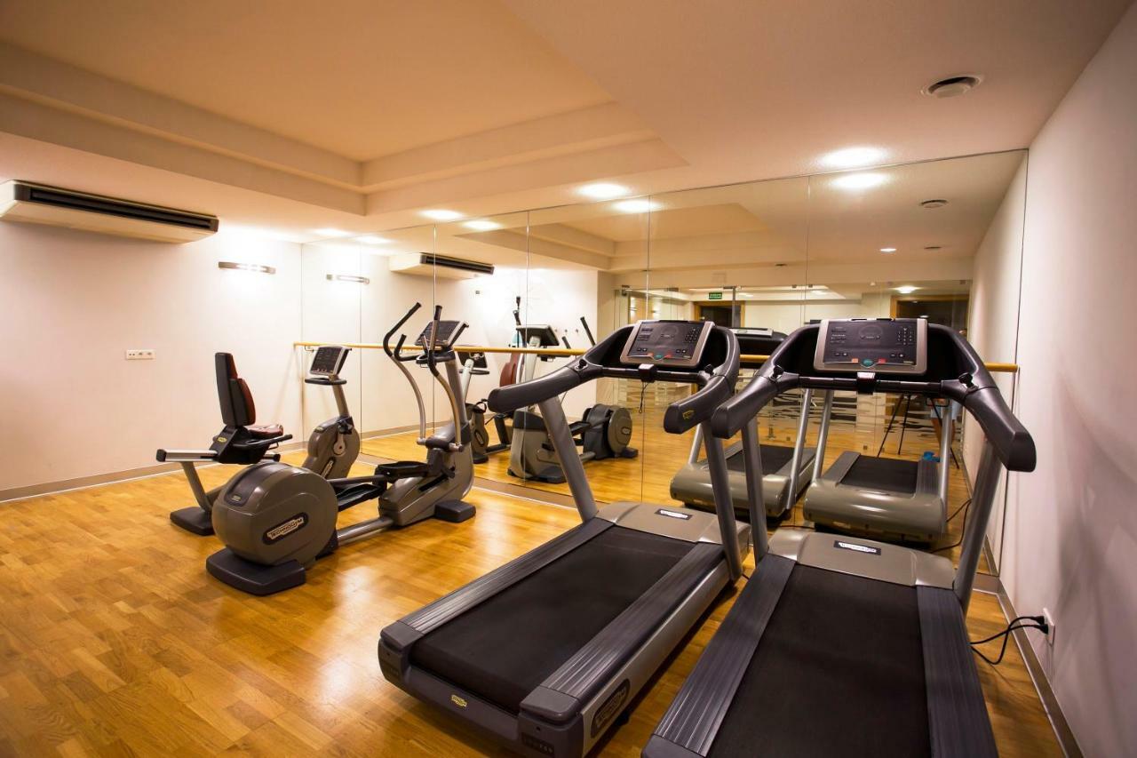 Apartament Amber Centrum Z Basenem Apartman Gdańsk Kültér fotó